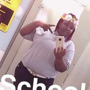 Meet your Posher, Timia